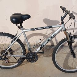 Fuji 1500FS mountain bike