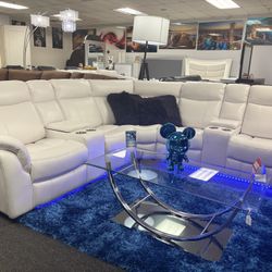 White Gel Leather L-shaped Sectional Couch PWR Recliner For Sale ( Brand New)