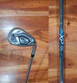 Nice Callaway Rogue CF18 P-Wedge with True Temper XP 95 R300 steel shaft in Standard length and grip