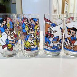 Vintage Pepsi Wonderful World Of Disney (3) Snow White And (2) Pinocchio Glasses 