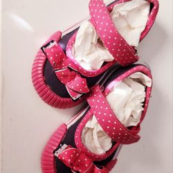 Minnie Baby Shoes Size 5
