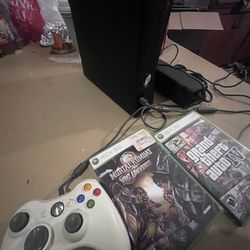 Xbox 360 Slim W Games Ans Control 
