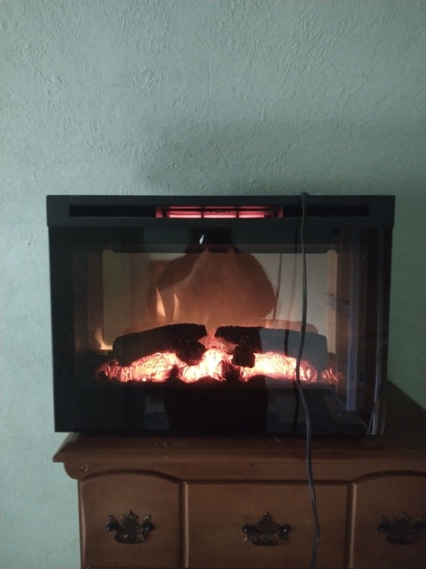 Dimplex Electric Fireplace Insert for Sale in Murrysville, PA - OfferUp