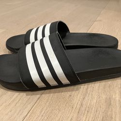 Adidas slippers men size 11 (soft feeling)