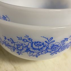 2 VINTAGE FEDERAL White Milk Glass Bowls Blue Flowers, 2-Sizes