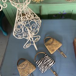 Jewelry Stand And Hooks 