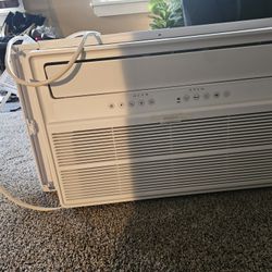 Whirlpool 18,000 BTU Ac Air Conditioner 