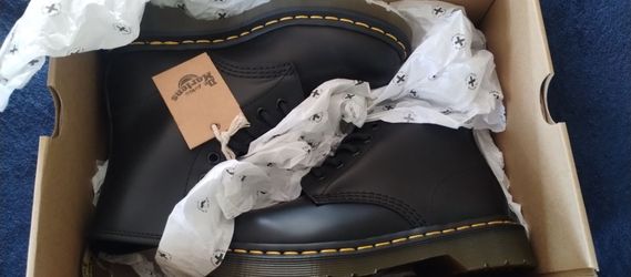 Dr. martens