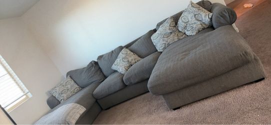 Gray Fabric Sectional Sofa with Chaise