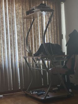 Portable desk