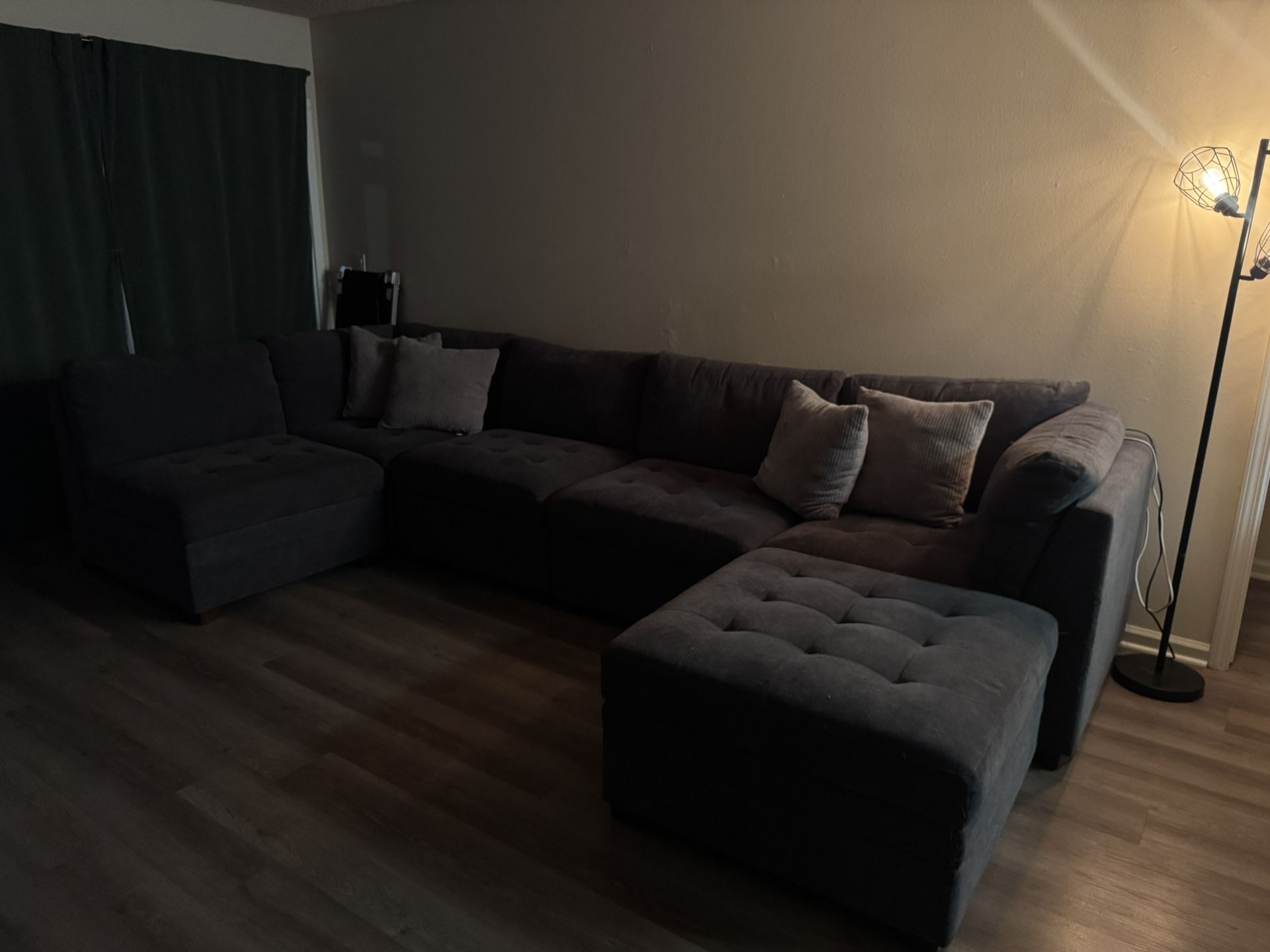 Sectional Couch 