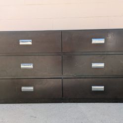 Modern Regency Wood Dresser 