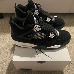 Air Jordan 4 White thunder 