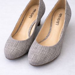 Women’s Medium High Heel Salt and Pepper Woven Fabric