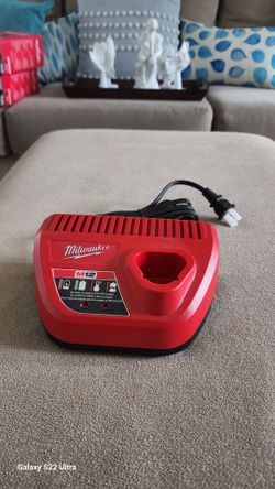 M12 MILWAUKEE CHARGER $20