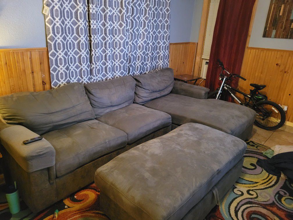Chaise Couch With Storage Ottoman