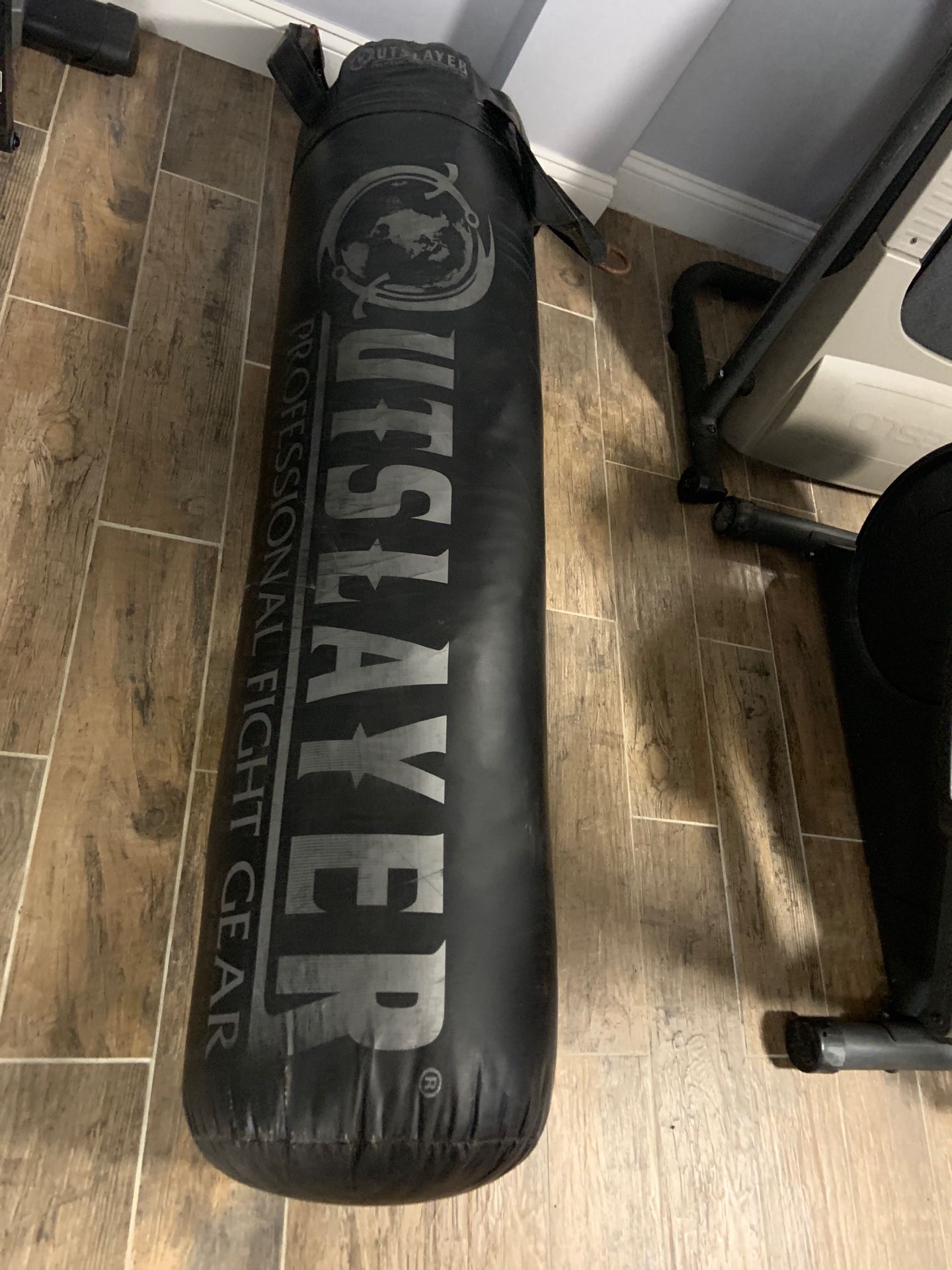 UTSLAYER professional fight gear 300LB+ punching bag