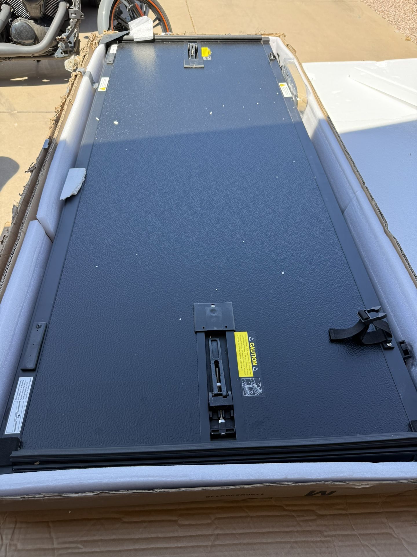 MOSTPLUS Tri Fold Hard Truck Bed Tonneau Cover Compatible For Chevy Chevrolet Silverado/GMC Sierra 1 2020 2021 2022 2023 2024 2025 3 Fold Flee
