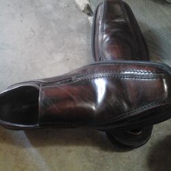 Leather shoe