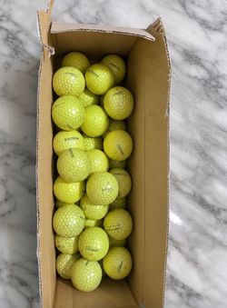 37 practice golf balls / golf ball