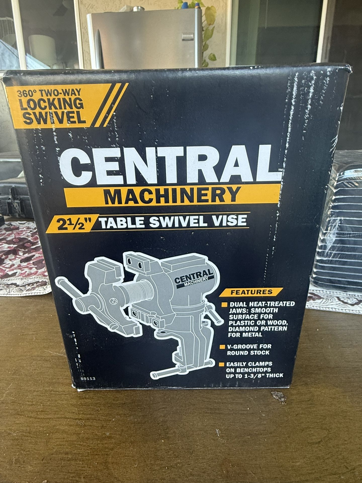 Central machinery vise