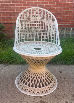 Plastic Wicker Decorative Chair