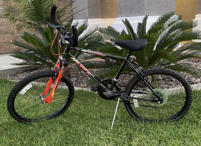 Huffy mudslinger top