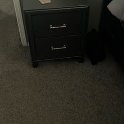 5 Piece Bedroom Set For Sale 