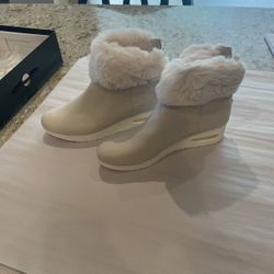 Lady’s Boots