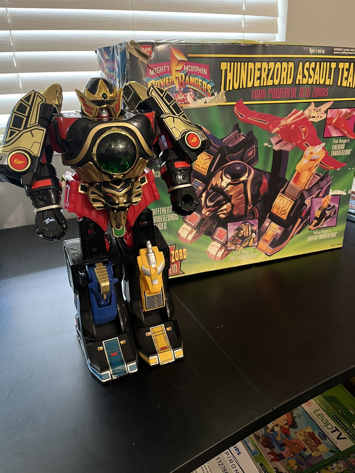 1994 Power Rangers Thunderzord Assault Team + Megazord Bandai IOB AS IS