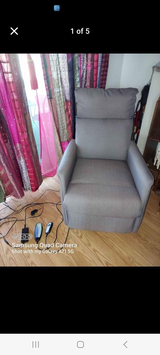 Electronic Reclining/Standing/Massage/Bed Chair