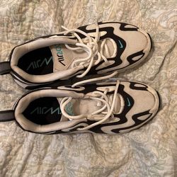Nikes Shoes Size 6.5 Women