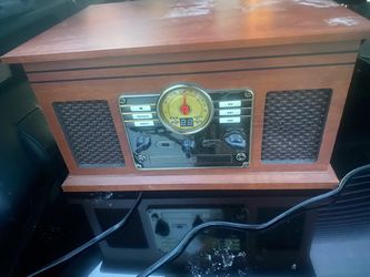 Retro Wooden Turntable Stereo System