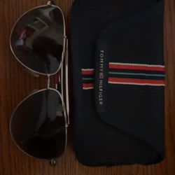 Tommy Hilfiger Glass