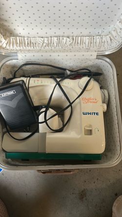 White brand, sewing machine, quilters friend model 1911