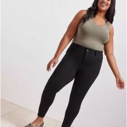 Torrid Luxe Skinny Pants Size 18R