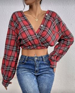 SHEIN Sexy Plaid Cropped Button Down Long Sleeve Top Size Small - Excellent Pre-Loved Condition