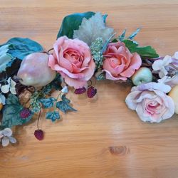 Wall Decor, Fruit And Flowers