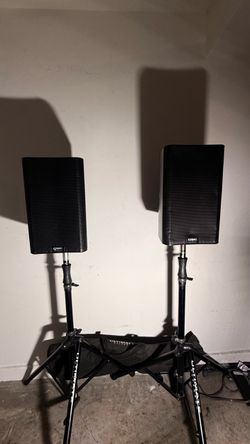QSC K10.2 Speakers with ultimate stands and bag