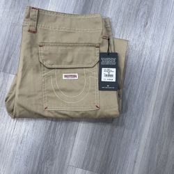TRUE RELIGION KAHKI PANTS!