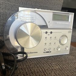 Vintage Emerson CKD2330 AM/FM CD Stereo Clock Radio
