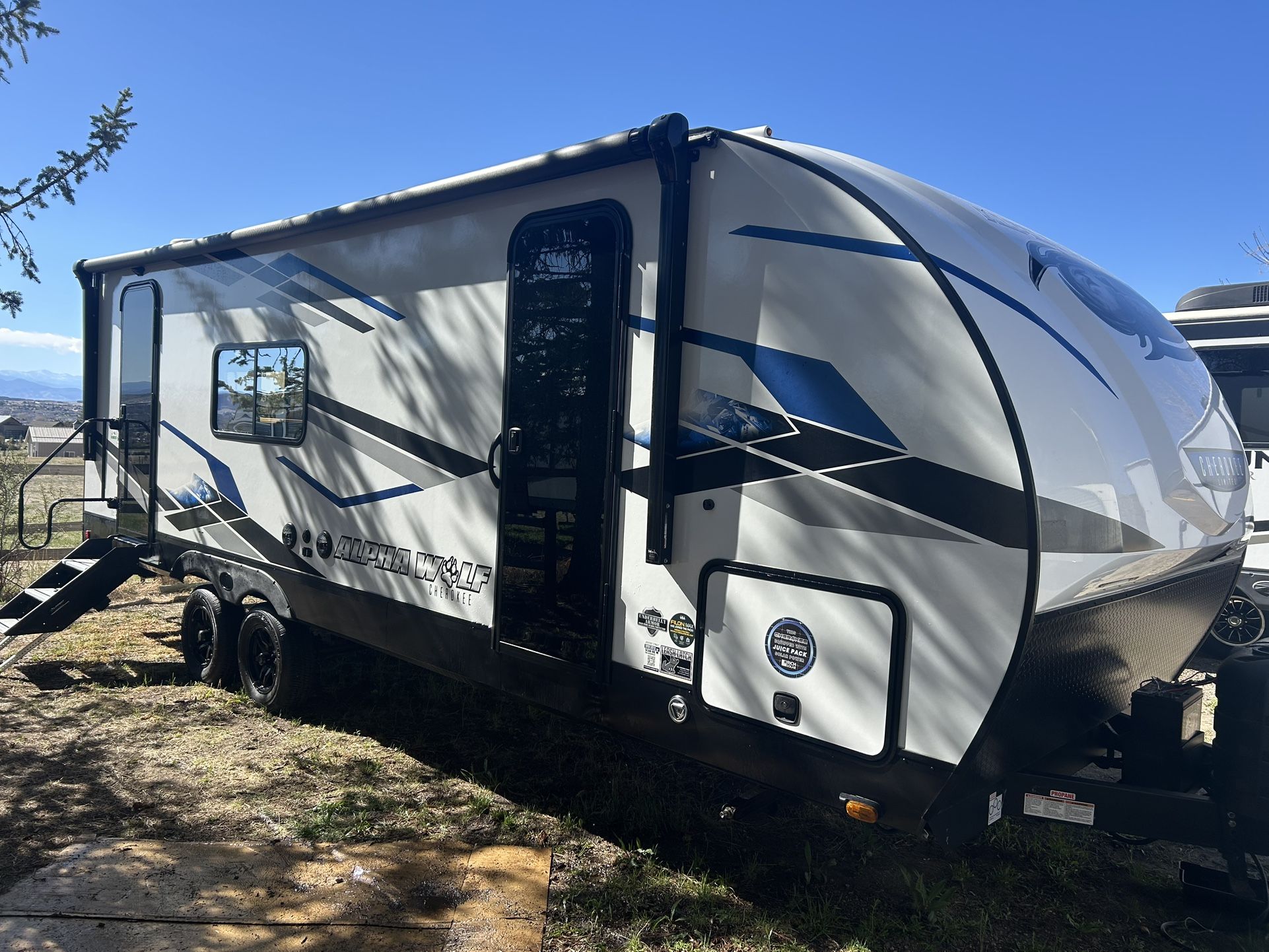 2024 Forest River Alpha Wolff Cherokee
