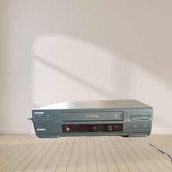 Toshiba VCR Model M-452 – Classic VHS Player/Recorder