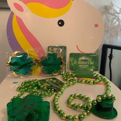 Patrick’s Day (1) Glasses, (2) Necklaces, (1) Head Band 