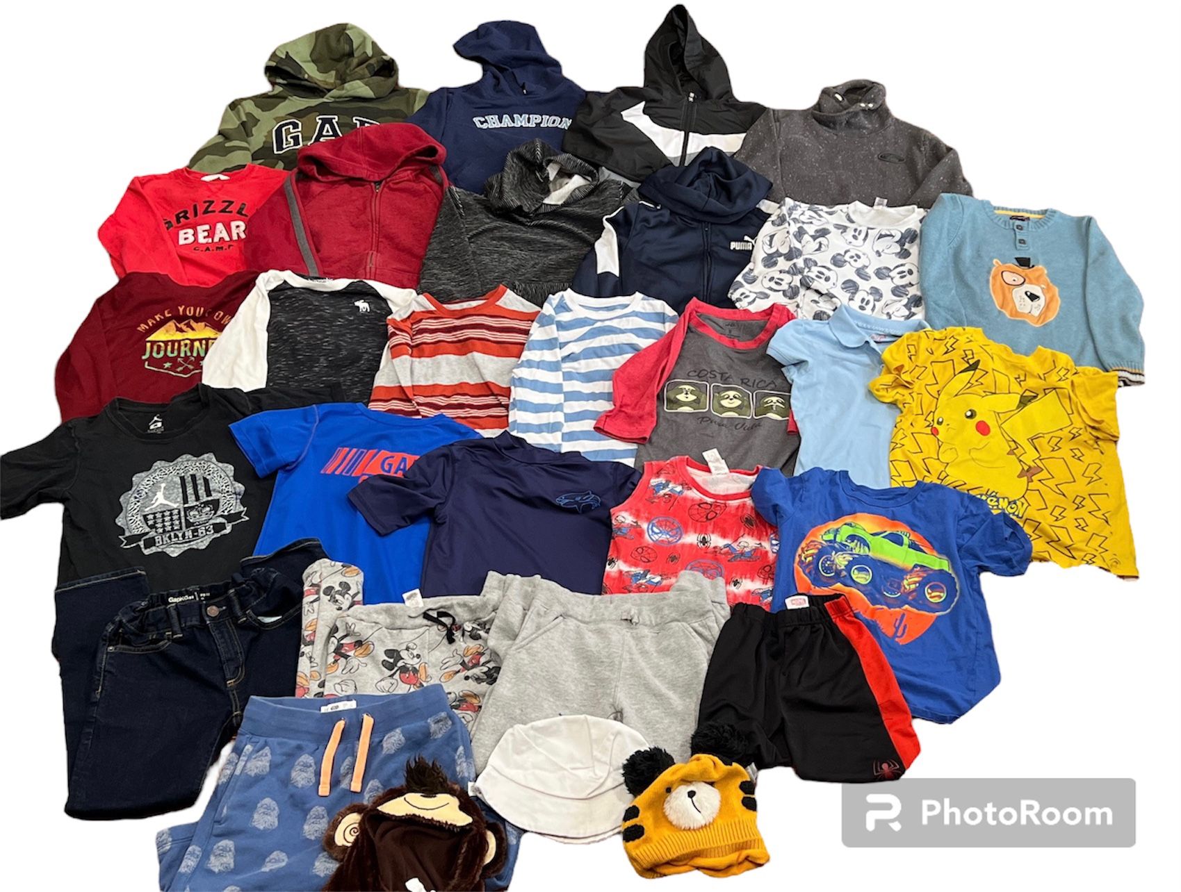 Boy clothing bundle (30 Items) Size 7/8 : Jordan, Nike, Gap