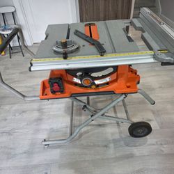 Ridgid 10" table saw OBO. Rebuilt motor by Chaz H Day netter than new.