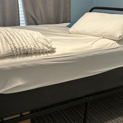 Free Full Size Boxspring- Only Boxspring