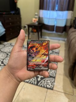 Team Rocket's Moltres ex (Destined Rivals Stamp)