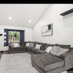 Stanton Sectional Couch