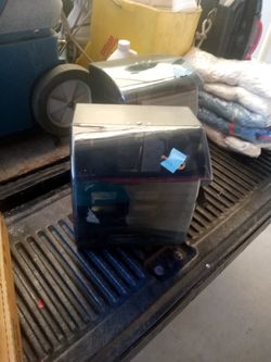Paper Towels Dispenser 9 Off Then For 20 Each
